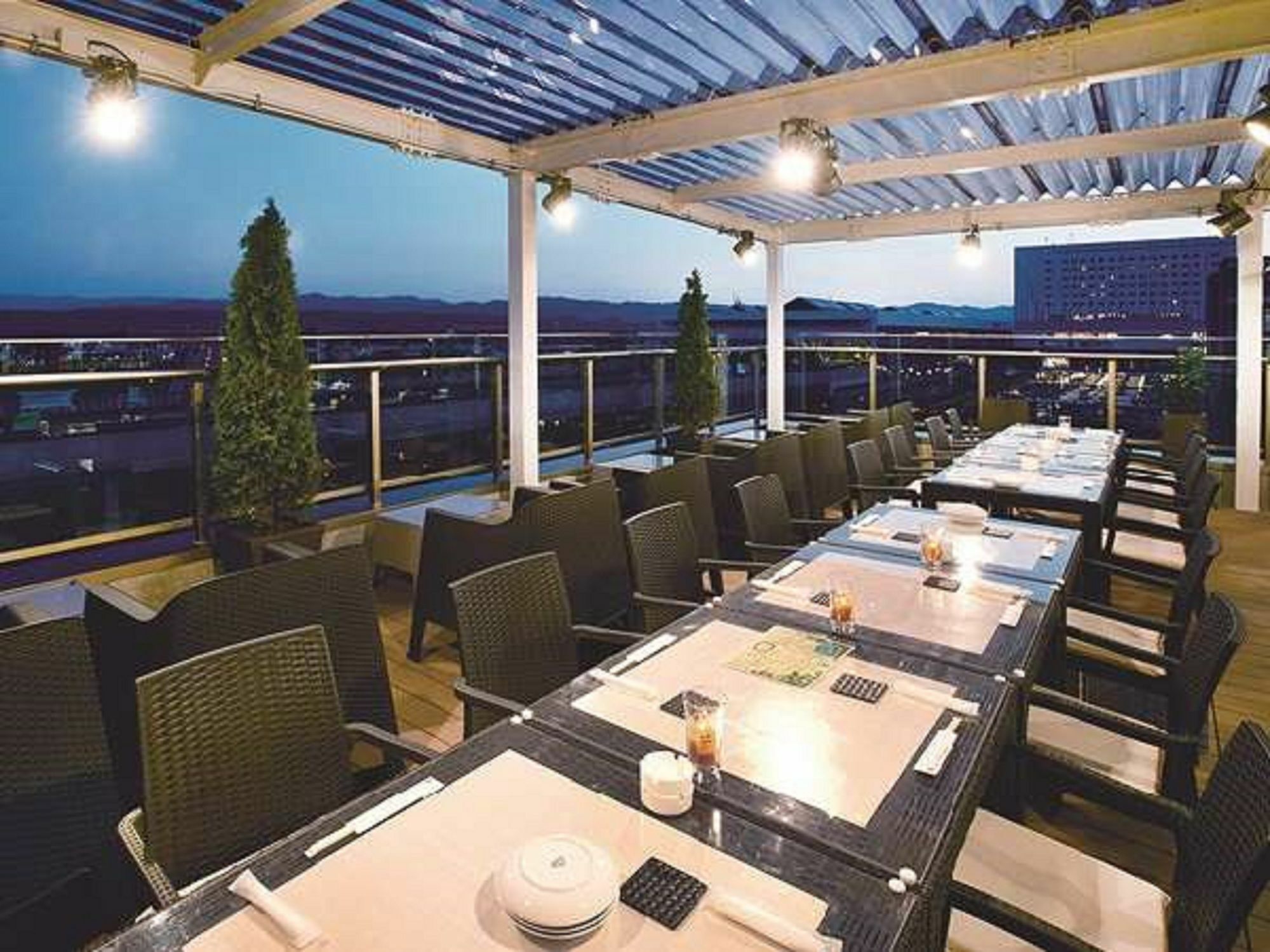 Hotel Wbf Grande Asahikawa Exterior photo